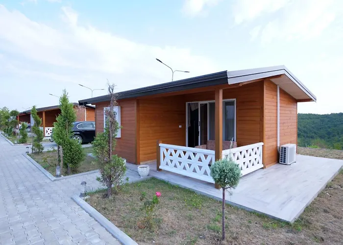 Resort Bujtina E Muriqit Zogaji