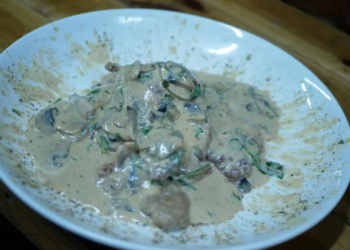 Bujtina E Muriqit Resort